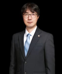 사건담당변호사 박형건